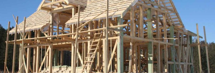 Материалы, применяемые для строительства деревянного дома
